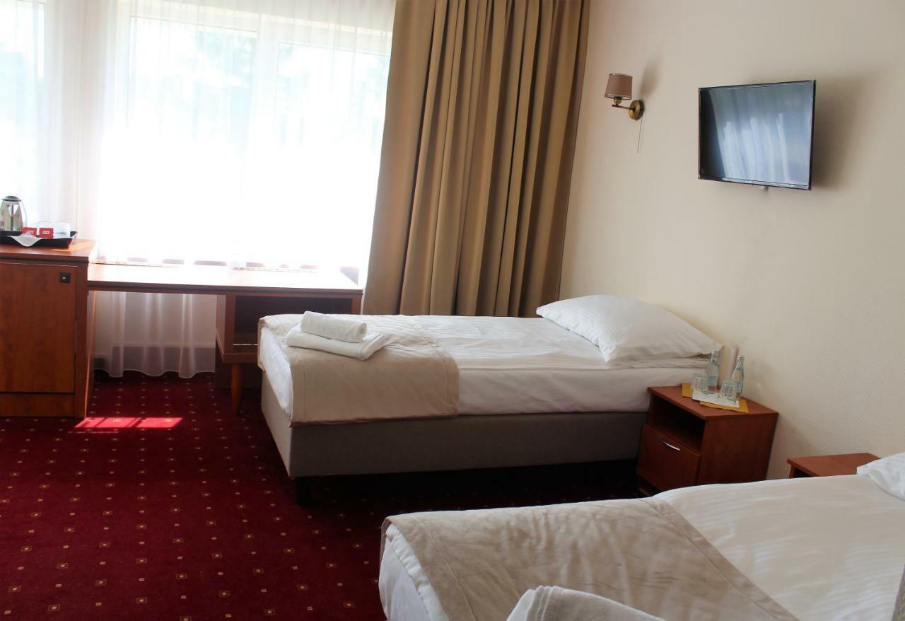 Hotel Bialy Wałbrzych Exterior foto