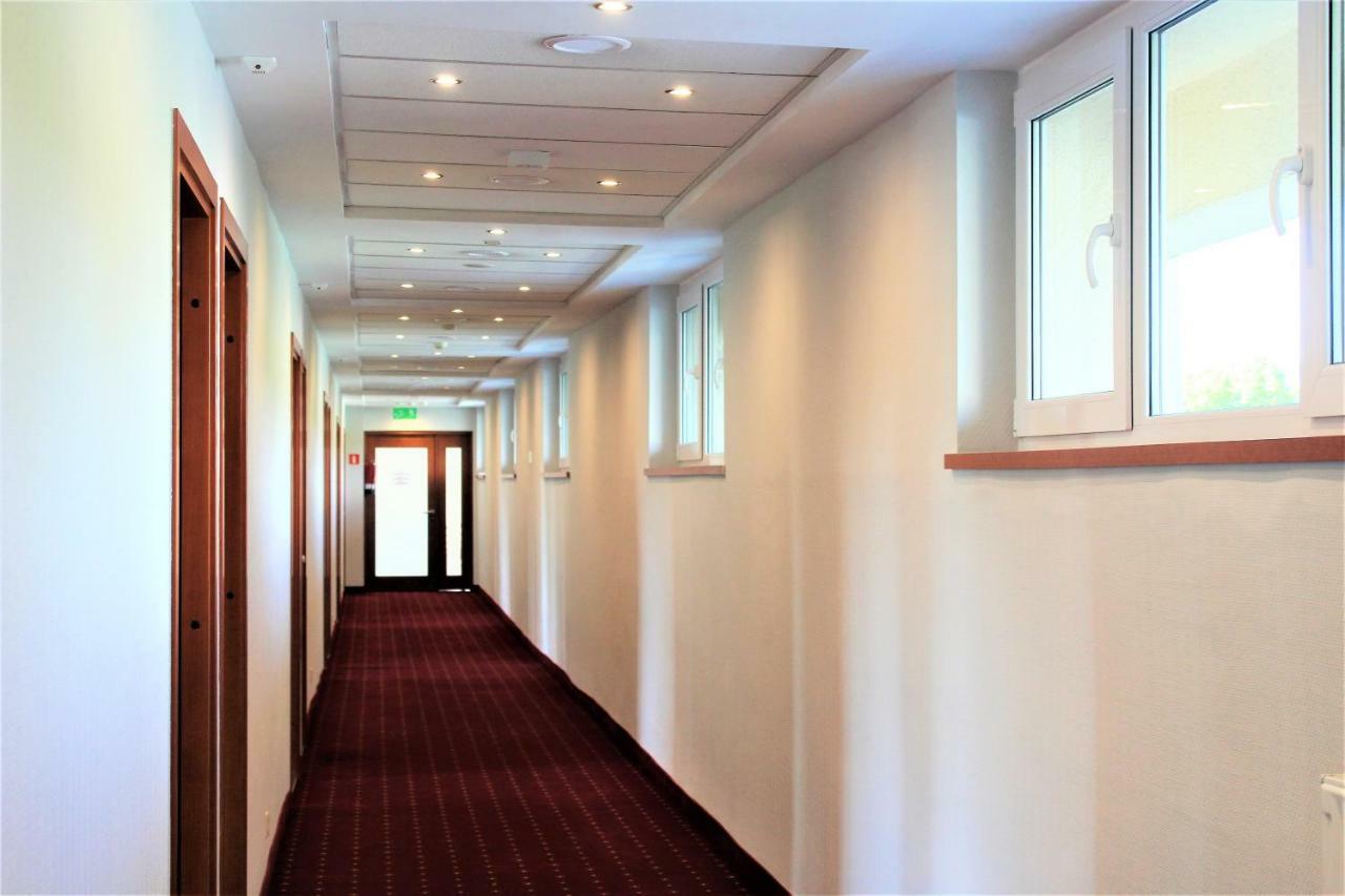 Hotel Bialy Wałbrzych Exterior foto